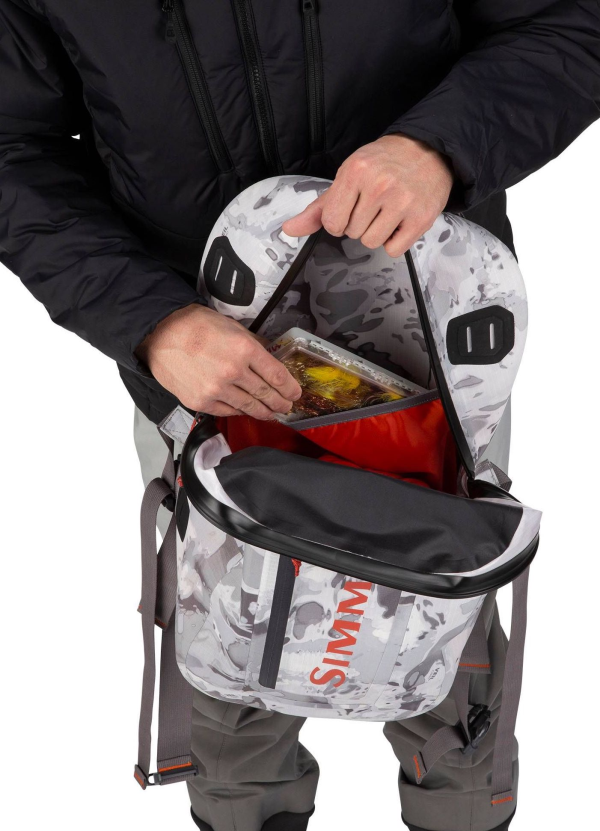 Simms Dry Creek Z Backpack Cloud Camo Grey Interior Simms Dry Creek Z Backpack Cloud Camo Grey Interior